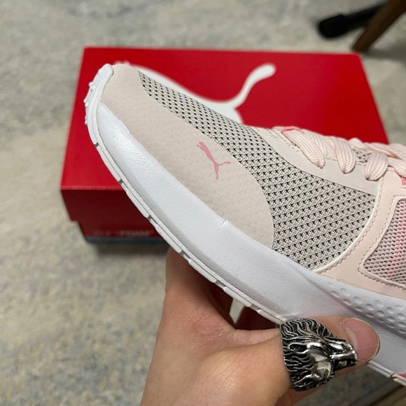 NIB Junior Size 6.5C Puma Anzarun Knit JR Softfoam Sneakers In Rosewater-Peony - Picture 8 of 12